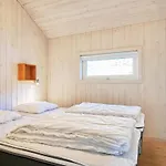 8 Person Holiday Home In Nexo-By Traum Vester Sømarken